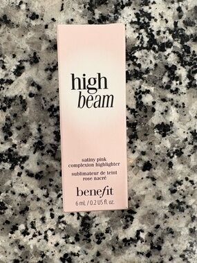 Benefit High Beam Liquid Highlighter Satin Pink